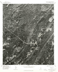 Download a high-resolution, GPS-compatible USGS topo map for Cahaba Heights, AL (1977 edition)