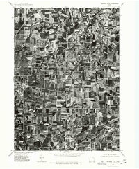 Download a high-resolution, GPS-compatible USGS topo map for Decorah 3 NE, IA (1977 edition)
