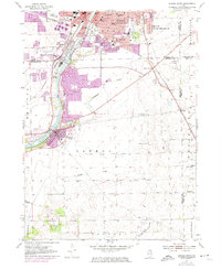 Download a high-resolution, GPS-compatible USGS topo map for Aurora South, IL (1974 edition)