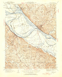preview thumbnail of historical topo map of Chester, IL in 1947