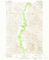 Download a high-resolution, GPS-compatible USGS topo map for Fighting Butte, MT (1976 edition)