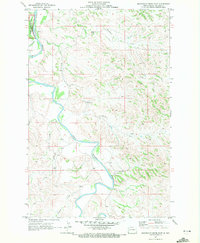 Download a high-resolution, GPS-compatible USGS topo map for Roosevelt Creek East, ND (1972 edition)