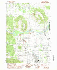 Download a high-resolution, GPS-compatible USGS topo map for Sams Valley, OR (1983 edition)