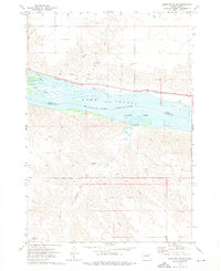 preview thumbnail of historical topo map of Stanley County, SD in 1973