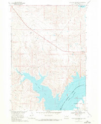 Download a high-resolution, GPS-compatible USGS topo map for Patch Skin Buttes SW, SD (1972 edition)