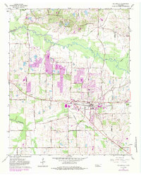 Download a high-resolution, GPS-compatible USGS topo map for Collierville, TN (1984 edition)
