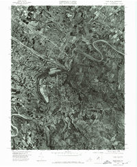 Download a high-resolution, GPS-compatible USGS topo map for Front Royal, VA (1974 edition)