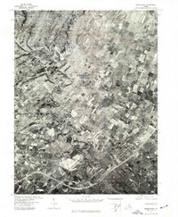 Download a high-resolution, GPS-compatible USGS topo map for Middletown, VA (1977 edition)