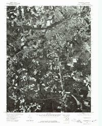 Download a high-resolution, GPS-compatible USGS topo map for Petersburg, VA (1977 edition)