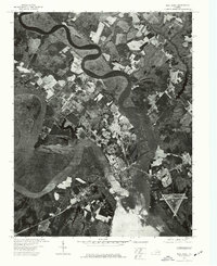 Download a high-resolution, GPS-compatible USGS topo map for West Point, VA (1977 edition)