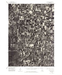 Download a high-resolution, GPS-compatible USGS topo map for Waupun SE, WI (1977 edition)