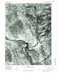 preview thumbnail of historical topo map of Carbon County, WY in 1975